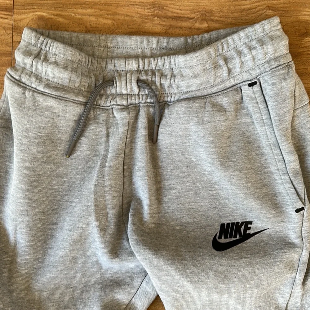 Kids Nike Tech Fleece Pants - Picture 6 of 6